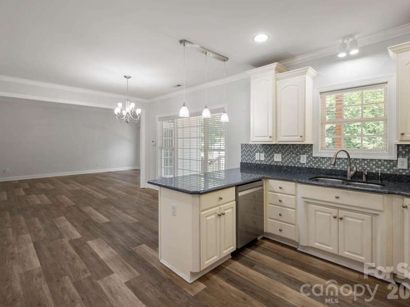 136 Gibralter Point Road, Dallas, NC 28034.  MLS# CAR4420385, YatesRealty ID 49034. 