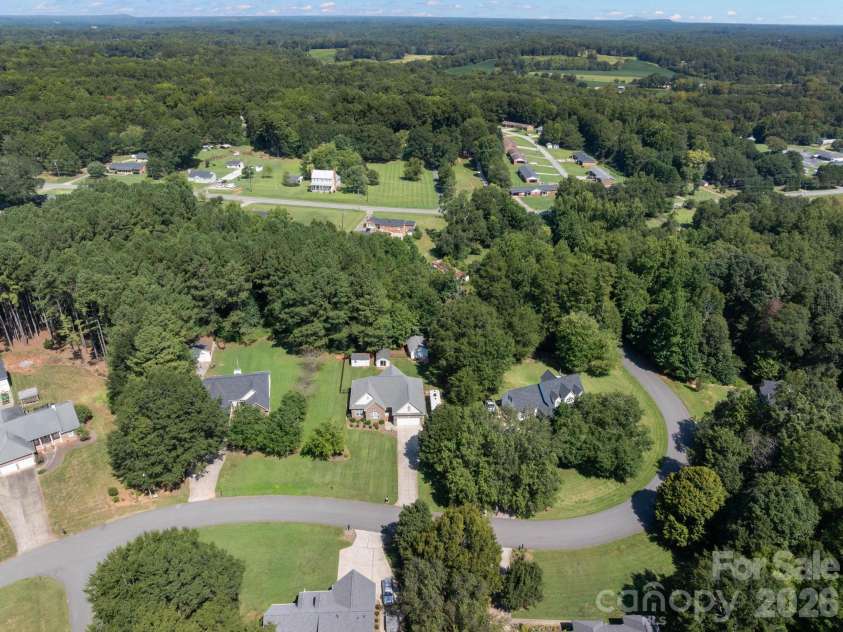136 Gibralter Point Road, Dallas, NC 28034.  MLS# CAR4420385, YatesRealty ID 49034. 