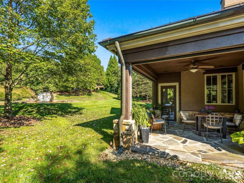 583 Walnut Valley Parkway, Arden, NC 28704.  MLS# CAR4413948, YatesRealty ID 49036. Exterior side view