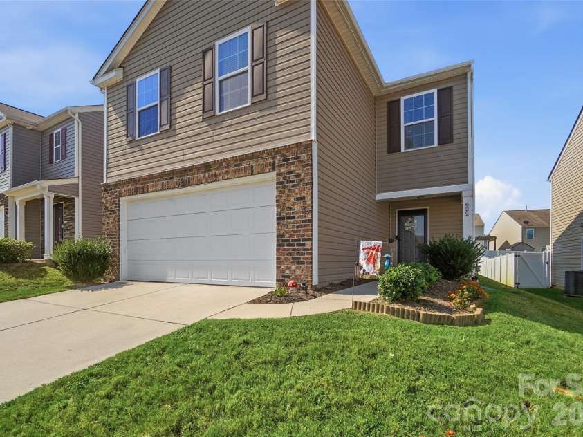 622 Shellbark Drive, Concord, NC 28025.  MLS# CAR4421761, YatesRealty ID 49039. 