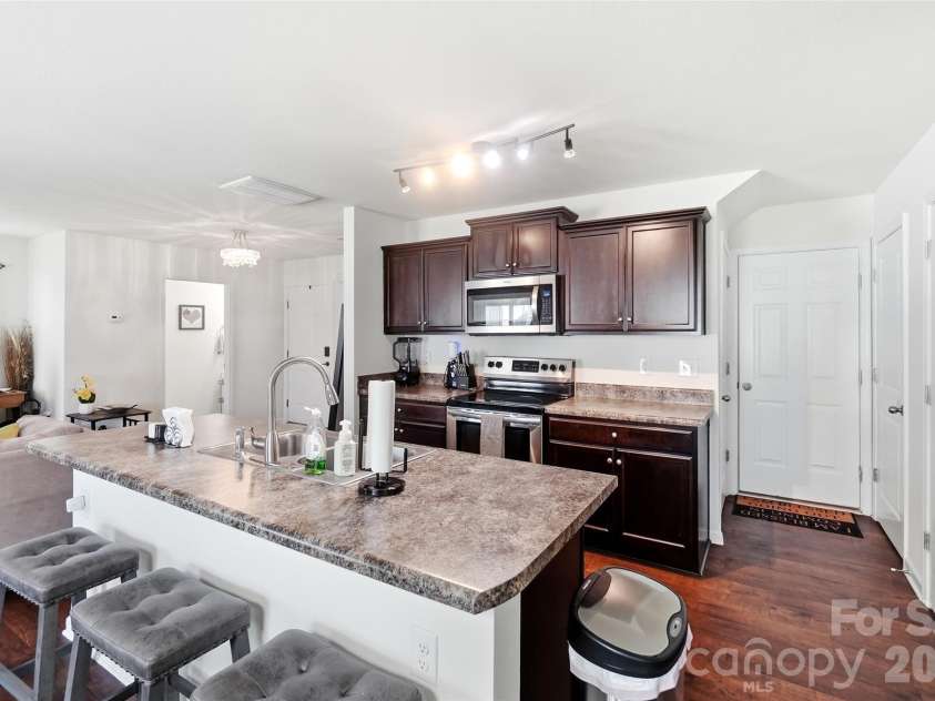 622 Shellbark Drive, Concord, NC 28025.  MLS# CAR4421761, YatesRealty ID 49039. 