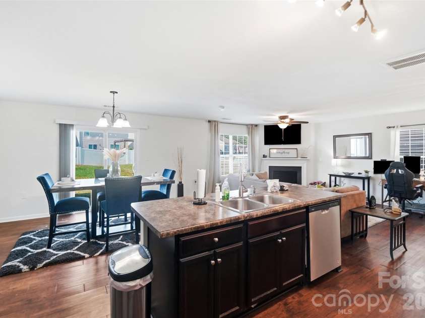 622 Shellbark Drive, Concord, NC 28025.  MLS# CAR4421761, YatesRealty ID 49039. 