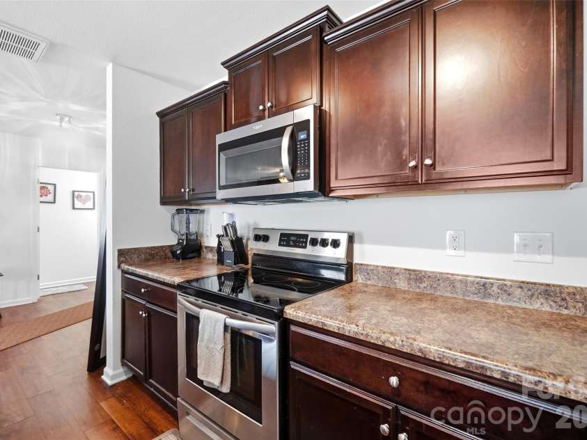622 Shellbark Drive, Concord, NC 28025.  MLS# CAR4421761, YatesRealty ID 49039. 