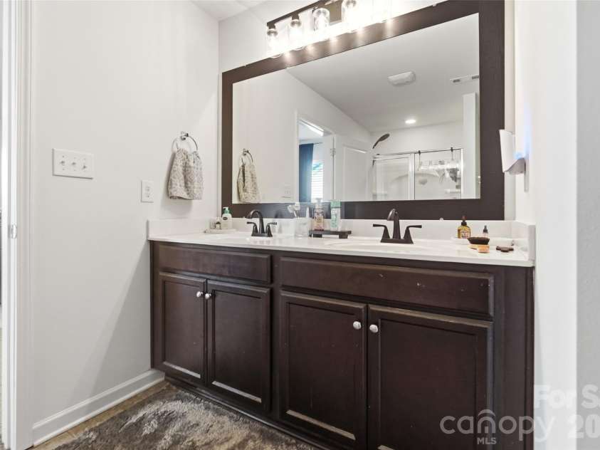 622 Shellbark Drive, Concord, NC 28025.  MLS# CAR4421761, YatesRealty ID 49039. 