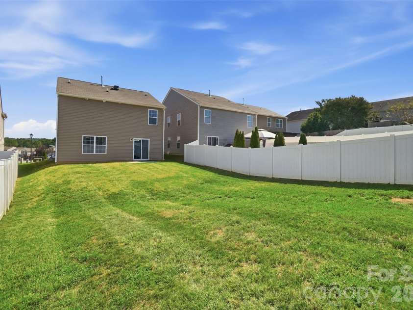 622 Shellbark Drive, Concord, NC 28025.  MLS# CAR4421761, YatesRealty ID 49039. 