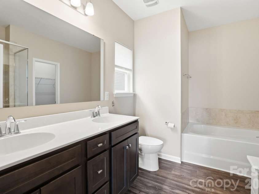 1685 Speartip Lane, Denver, NC 28037.  MLS# CAR4355261, YatesRealty ID 4904. 