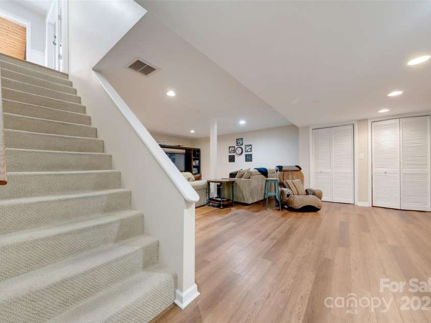 27 Tree Top Drive, Arden, NC 28704.  MLS# CAR4220838, YatesRealty ID 4904. 