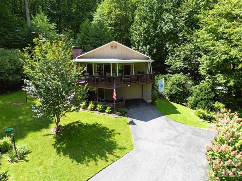 477 Locust Drive, Maggie Valley, NC 28751.  MLS# CAR4420658, YatesRealty ID 49040. 
