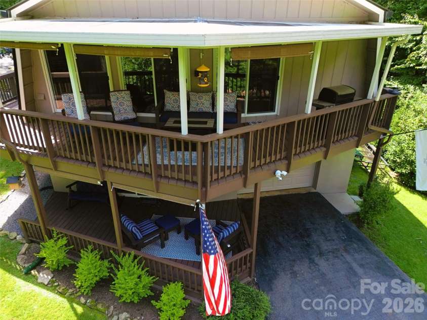 477 Locust Drive, Maggie Valley, NC 28751.  MLS# CAR4420658, YatesRealty ID 49040. 
