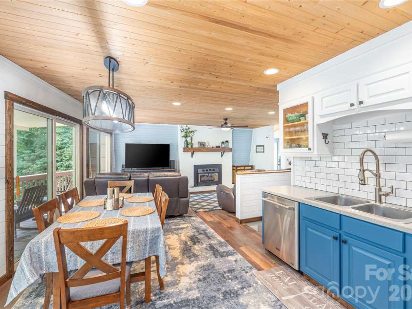 477 Locust Drive, Maggie Valley, NC 28751.  MLS# CAR4420658, YatesRealty ID 49040. 