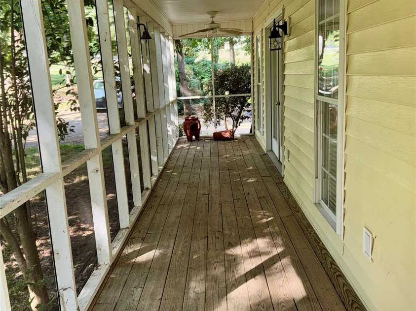 142 harbor point Drive, Cherryville, NC 28021.  MLS# CAR4406785, YatesRealty ID 49042. 