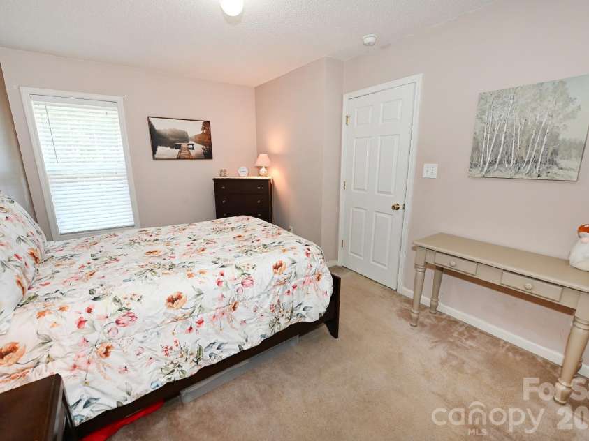 236 17th Avenue, Hickory, NC 28602.  MLS# CAR4421627, YatesRealty ID 49043. Bedroom 2