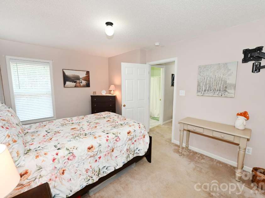 236 17th Avenue, Hickory, NC 28602.  MLS# CAR4421627, YatesRealty ID 49043. Bedroom 2