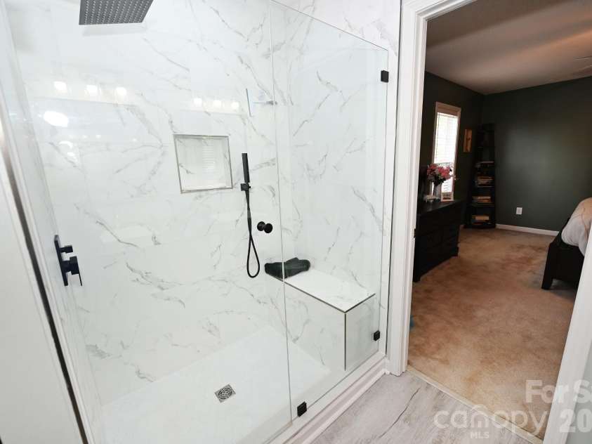 236 17th Avenue, Hickory, NC 28602.  MLS# CAR4421627, YatesRealty ID 49043. Primary bathroom