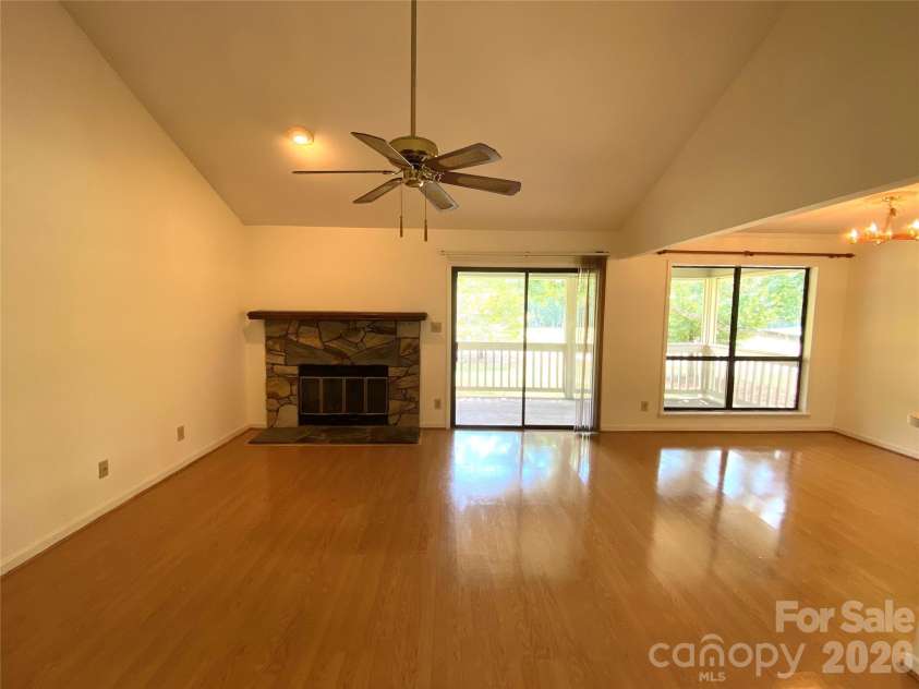 7962 Greenside Court, Charlotte, NC 28277.  MLS# CAR4421184, YatesRealty ID 49044. 