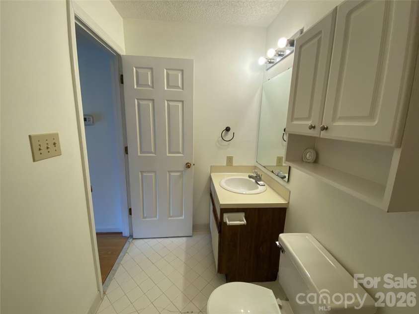 7962 Greenside Court, Charlotte, NC 28277.  MLS# CAR4421184, YatesRealty ID 49044. 
