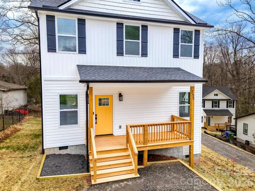 155 Shadowlawn Drive, Asheville, NC 28806.  MLS# CAR4333610, YatesRealty ID 4905. 