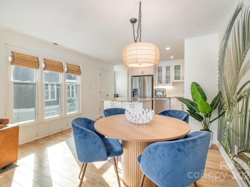 336 Northwest Drive, Davidson, NC 28036.  MLS# CAR4240936, YatesRealty ID 4905. 