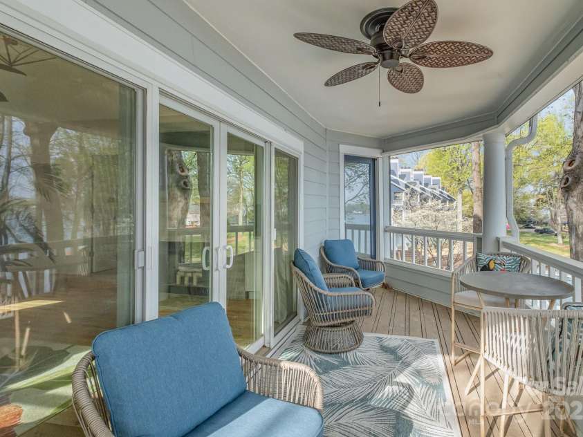 336 Northwest Drive, Davidson, NC 28036.  MLS# CAR4240936, YatesRealty ID 4905. 