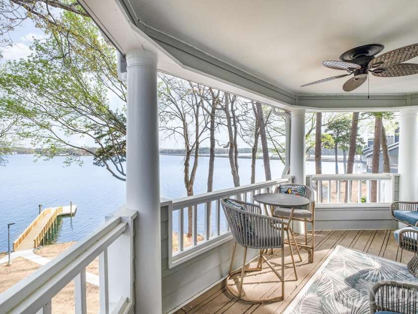 336 Northwest Drive, Davidson, NC 28036.  MLS# CAR4240936, YatesRealty ID 4905. 