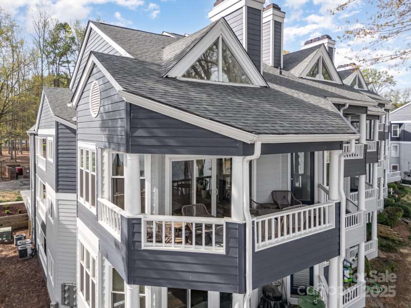 336 Northwest Drive, Davidson, NC 28036.  MLS# CAR4240936, YatesRealty ID 4905. 