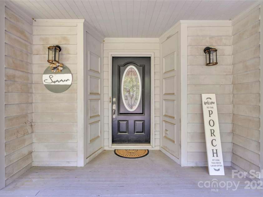 408 Camelot Drive, Salisbury, NC 28144.  MLS# CAR4273589, YatesRealty ID 4905. 