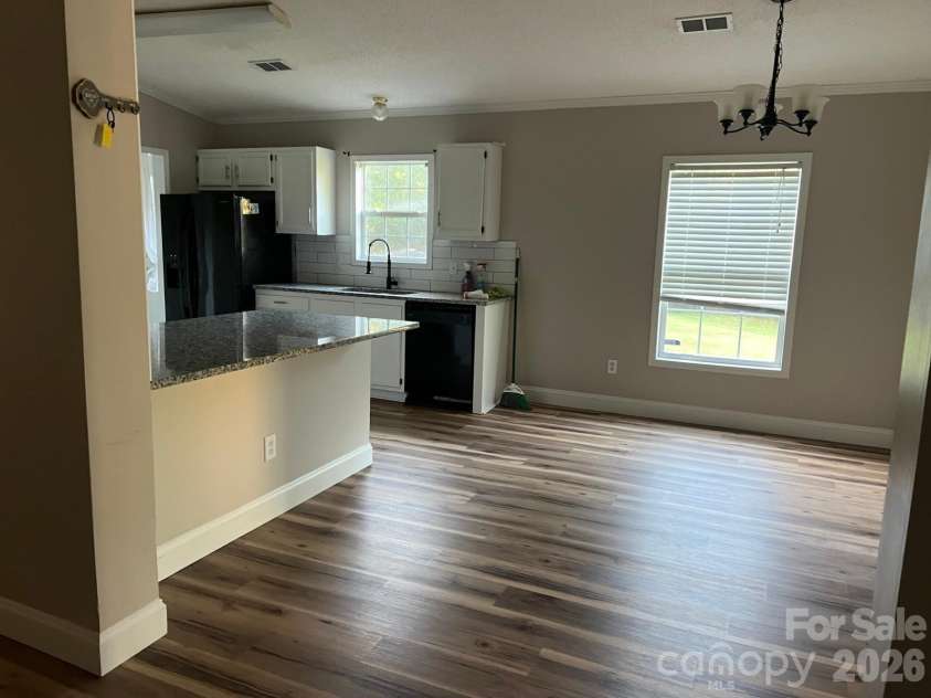 322 Woodcrest Drive, York, SC 29745.  MLS# CAR4422008, YatesRealty ID 49056. 