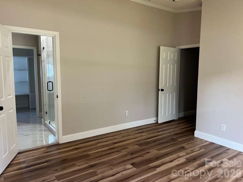 322 Woodcrest Drive, York, SC 29745.  MLS# CAR4422008, YatesRealty ID 49056. 