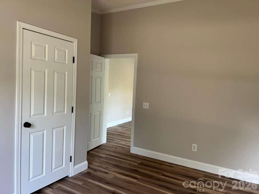 322 Woodcrest Drive, York, SC 29745.  MLS# CAR4422008, YatesRealty ID 49056. 