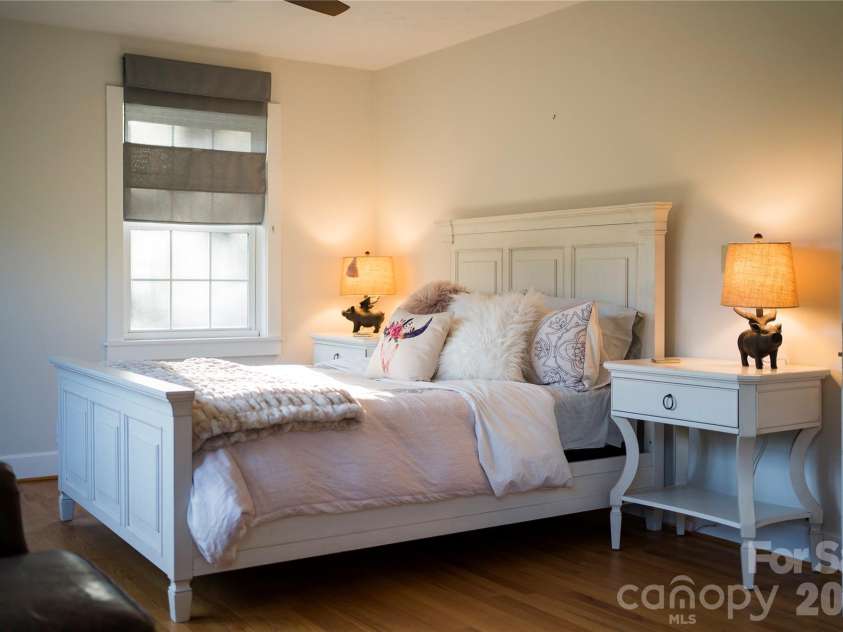 48 Silent Forest Drive, Canton, NC 28716.  MLS# CAR4417094, YatesRealty ID 49057. 