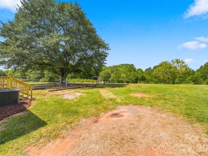 2430 Nixon Drive, Shelby, NC 28152.  MLS# CAR4421683, YatesRealty ID 49059. 