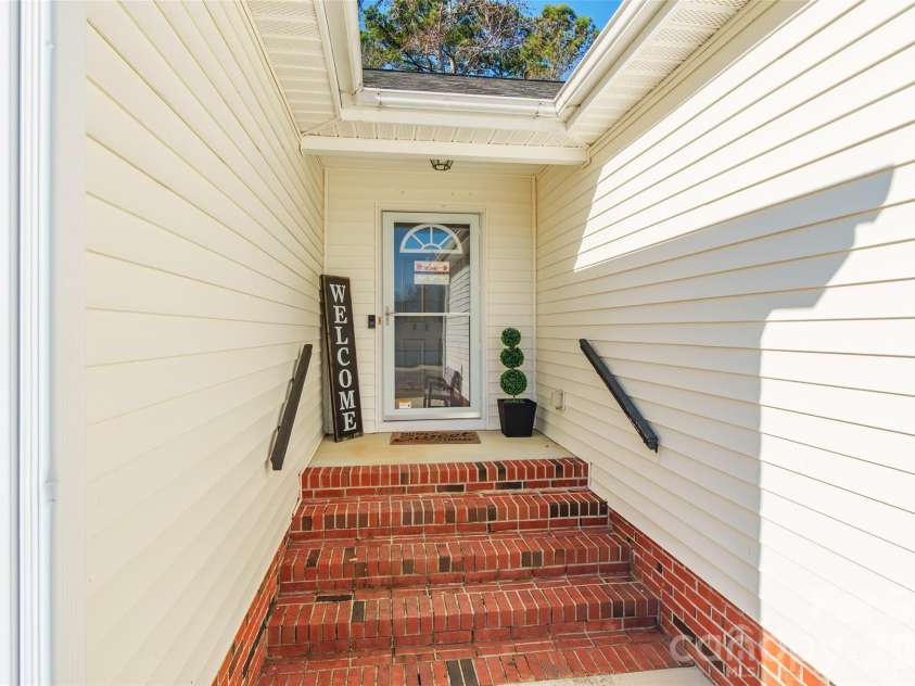 757 Painted Lady Court, Rock Hill, SC 29732.  MLS# CAR4345264, YatesRealty ID 4906. 