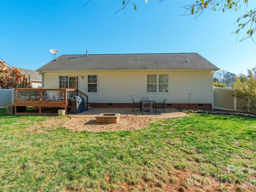 757 Painted Lady Court, Rock Hill, SC 29732.  MLS# CAR4345264, YatesRealty ID 4906. 