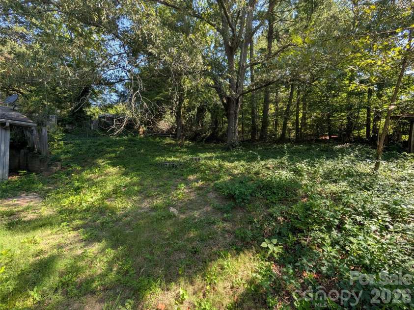 202 Melody Circle, Swannanoa, NC 28778.  MLS# CAR4421934, YatesRealty ID 49061. Back yard
