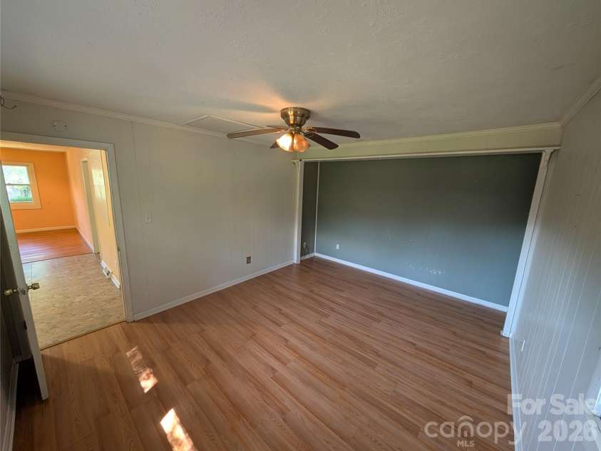 202 Melody Circle, Swannanoa, NC 28778.  MLS# CAR4421934, YatesRealty ID 49061. Living space 2