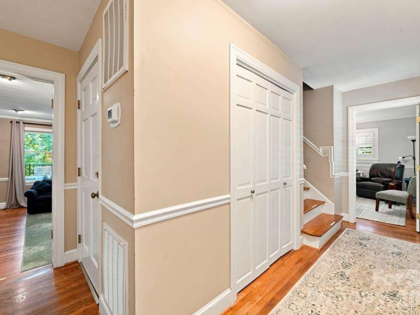405 Pine Road, Davidson, NC 28036.  MLS# CAR4421994, YatesRealty ID 49063. 