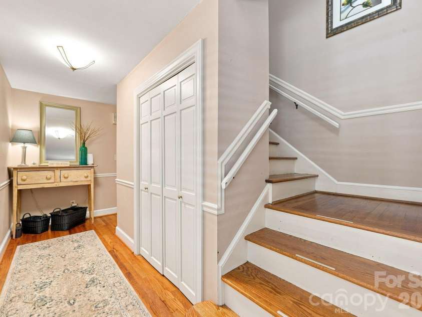 405 Pine Road, Davidson, NC 28036.  MLS# CAR4421994, YatesRealty ID 49063. 