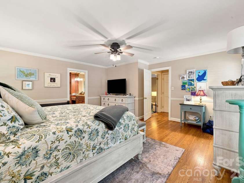405 Pine Road, Davidson, NC 28036.  MLS# CAR4421994, YatesRealty ID 49063. 