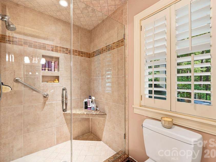 405 Pine Road, Davidson, NC 28036.  MLS# CAR4421994, YatesRealty ID 49063. 
