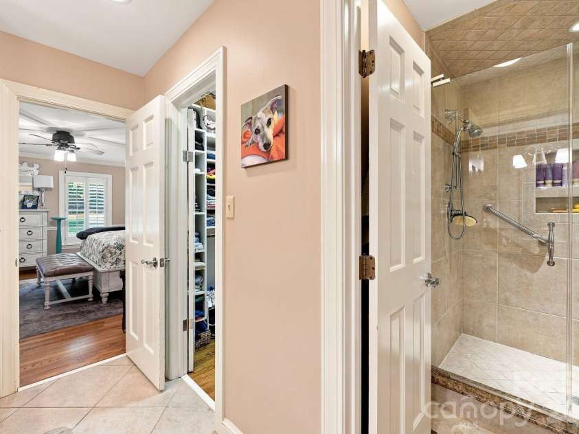 405 Pine Road, Davidson, NC 28036.  MLS# CAR4421994, YatesRealty ID 49063. 