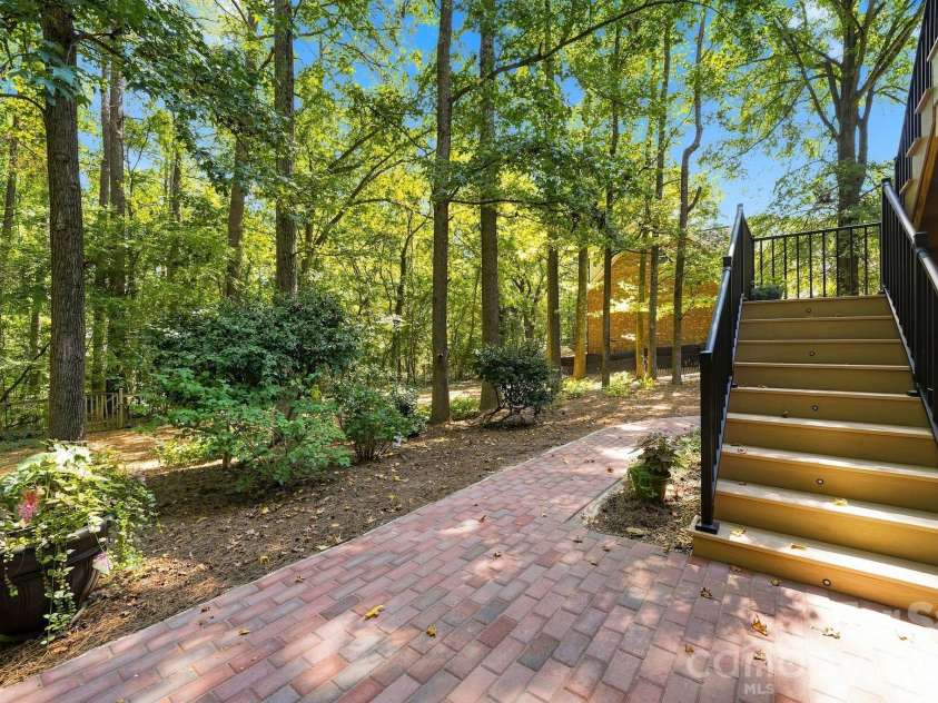 405 Pine Road, Davidson, NC 28036.  MLS# CAR4421994, YatesRealty ID 49063. 