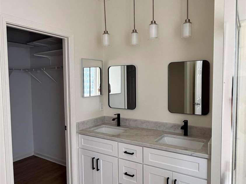 17234 Georgian Hall Drive, Charlotte, NC 28277.  MLS# CAR4422023, YatesRealty ID 49065. 