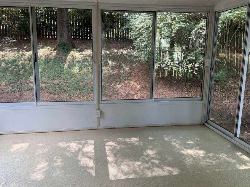 17234 Georgian Hall Drive, Charlotte, NC 28277.  MLS# CAR4422023, YatesRealty ID 49065. 