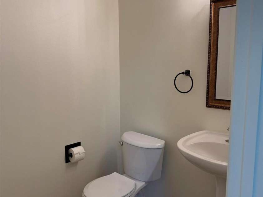 17234 Georgian Hall Drive, Charlotte, NC 28277.  MLS# CAR4422023, YatesRealty ID 49065. 