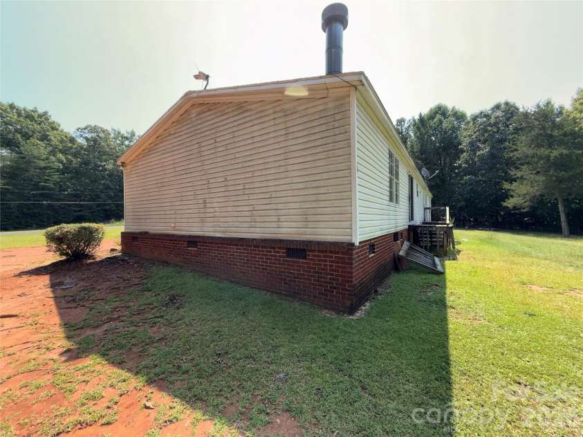 4021 Craig Road, Sharon, SC 29742.  MLS# CAR4422011, YatesRealty ID 49066. 