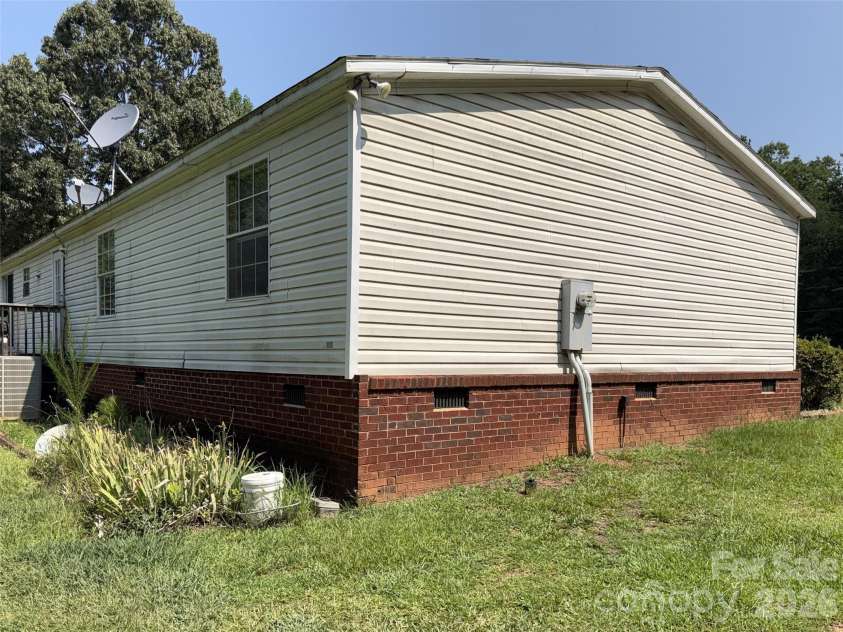 4021 Craig Road, Sharon, SC 29742.  MLS# CAR4422011, YatesRealty ID 49066. 