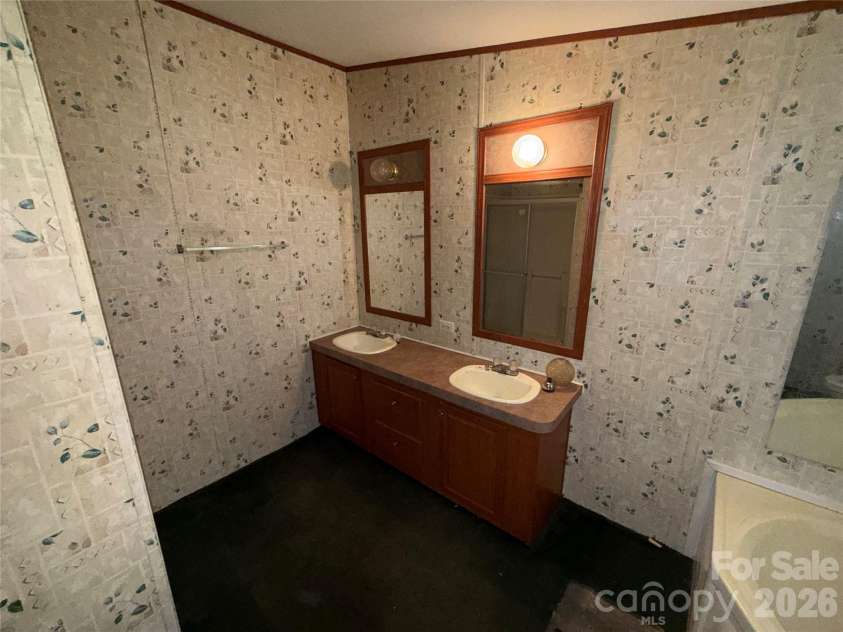 4021 Craig Road, Sharon, SC 29742.  MLS# CAR4422011, YatesRealty ID 49066. 
