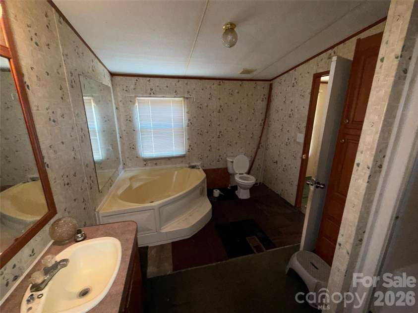 4021 Craig Road, Sharon, SC 29742.  MLS# CAR4422011, YatesRealty ID 49066. 