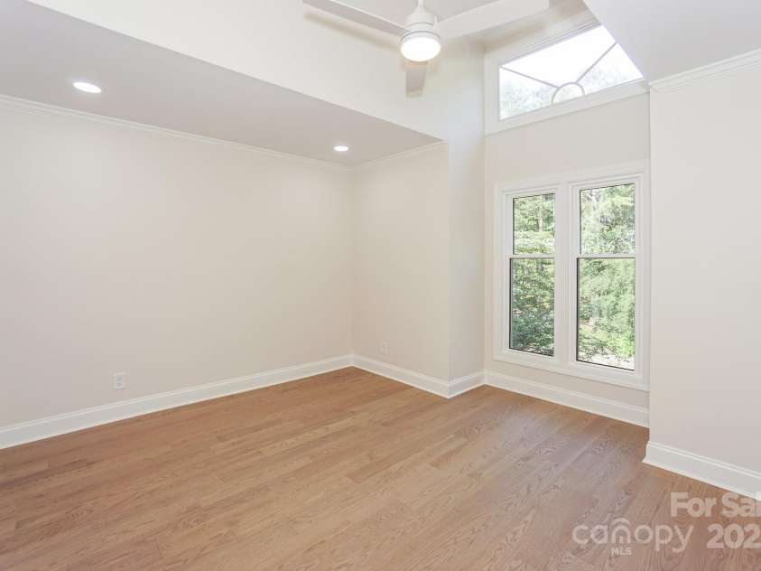 633 Portside Drive, Davidson, NC 28036.  MLS# CAR4275379, YatesRealty ID 4907. 