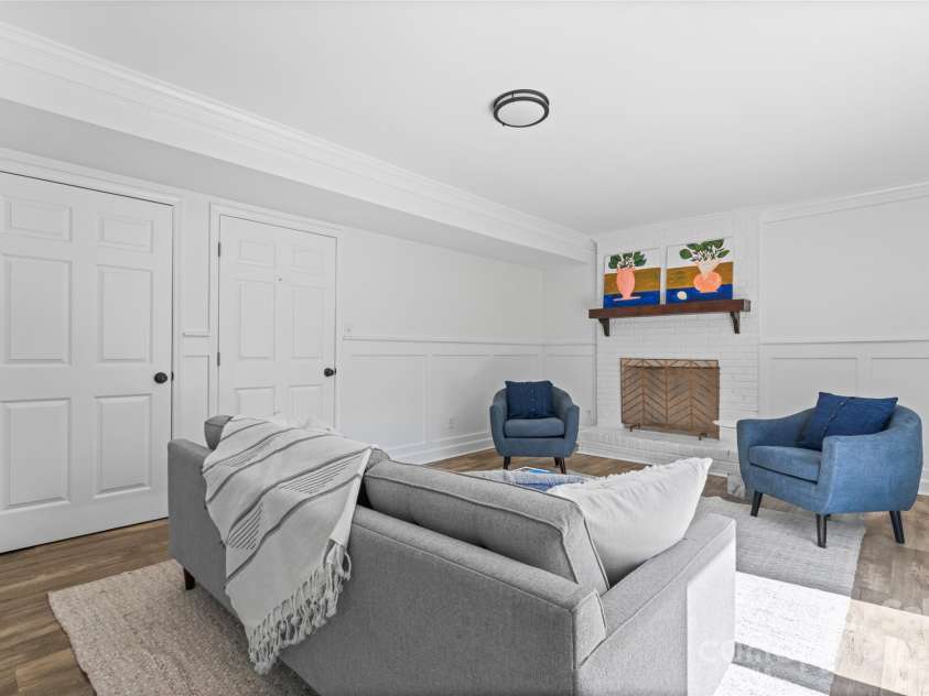 6914 Idlewild Road, Charlotte, NC 28212.  MLS# CAR4232873, YatesRealty ID 4907. 